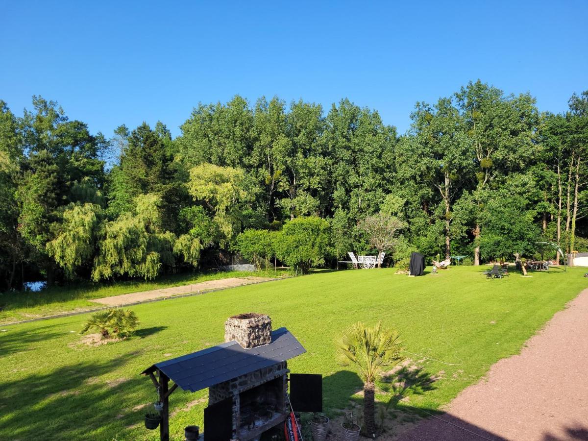 Clos Des Monts Saint-Martin-des-Besaces 外观 照片